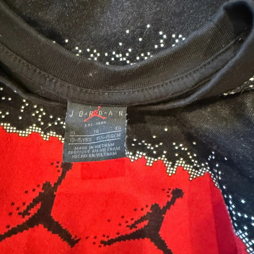 Nike Air Jordan Holiday Crew Neck Sweatshirt - Picture 4 of 4